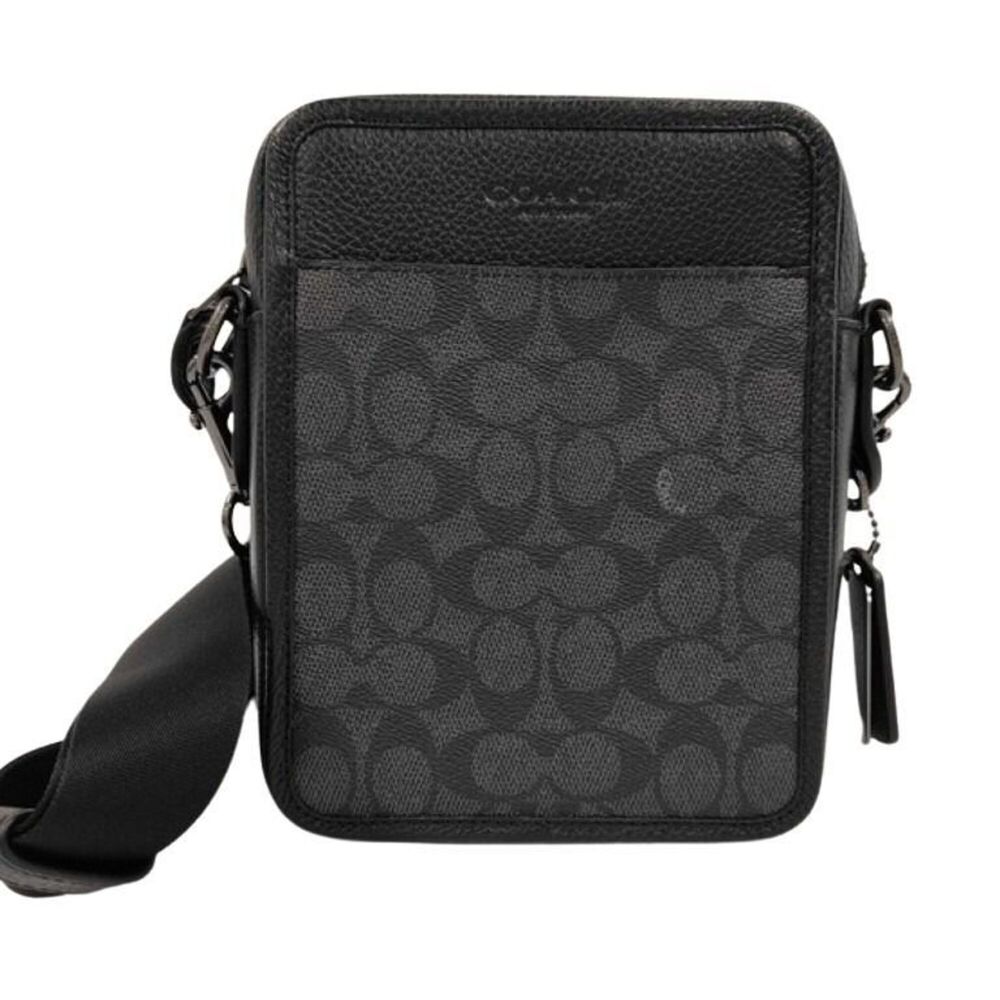 COACH Signature Shoulder Bag CW388 Black Leather (Men's & Women's)